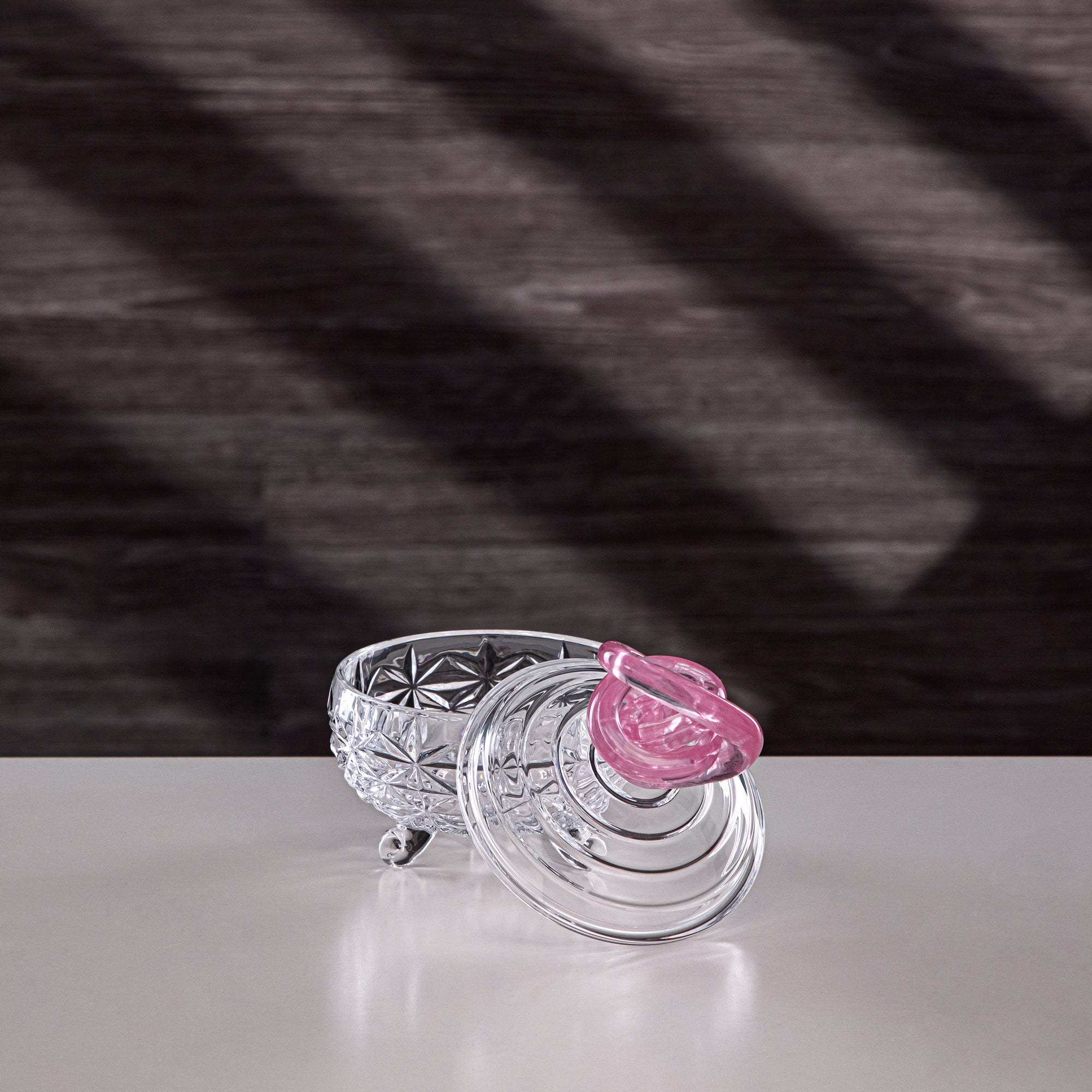 وعاء سكر المرجان زجاج شفاف بقطر 10 سم مع عقدة وردية