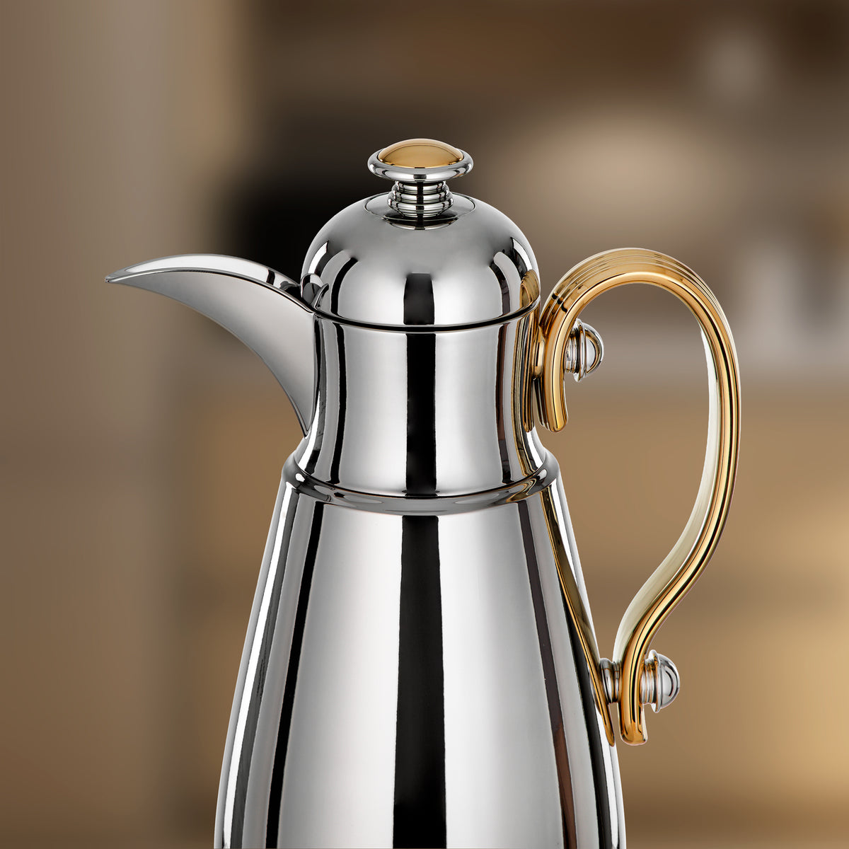 Almarjan Double Wall Vacuum Flask 0.5 Lit, Silver & Gold