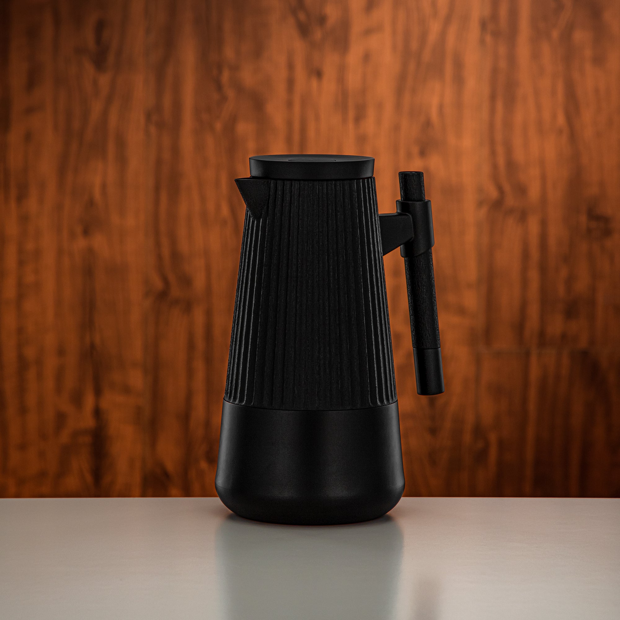 طقم ترامس المرجان 1 لتر + 1 لتر أسود غير لامع