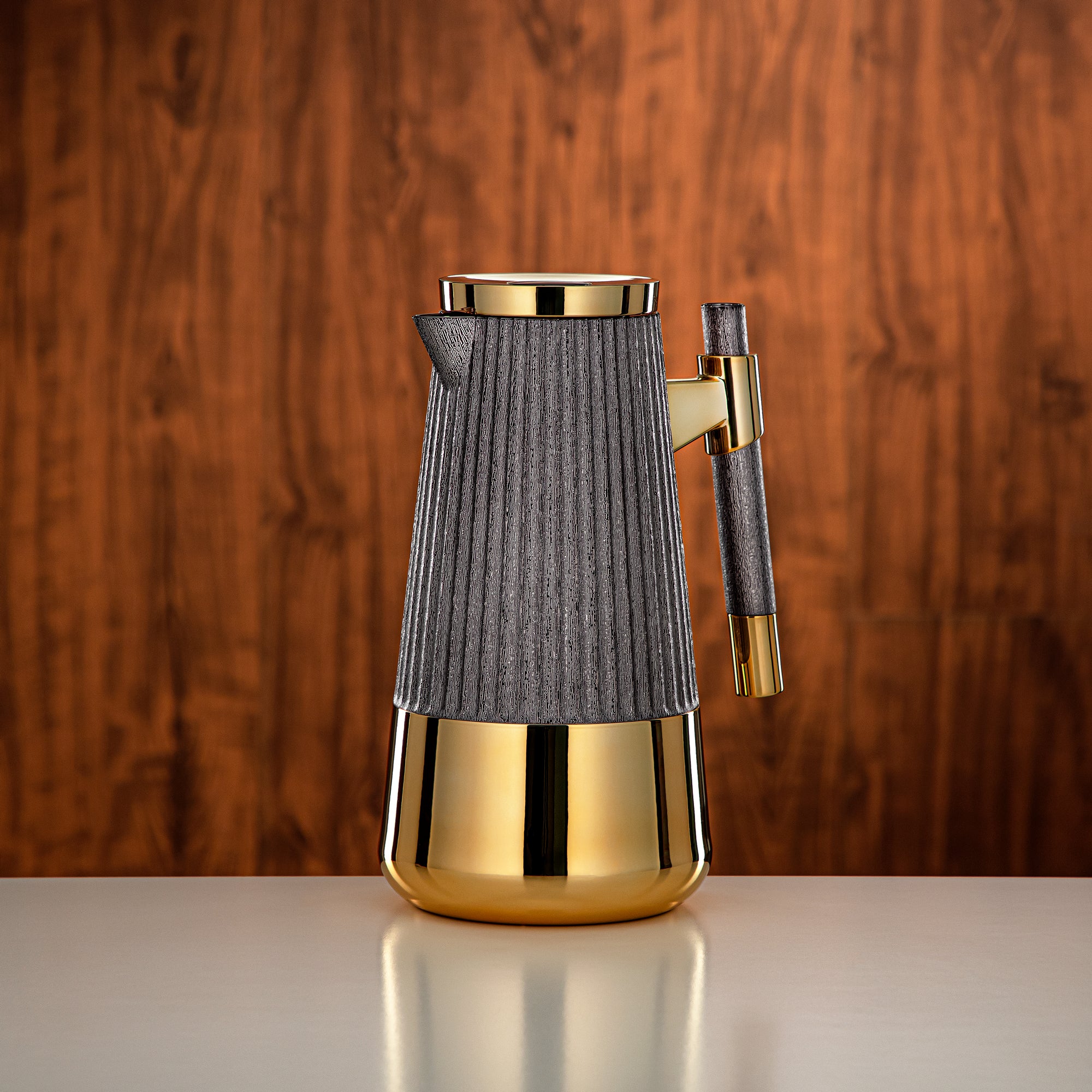 Almarjan Vacuum Flask Set 1L + 1L Gun Black & Gold