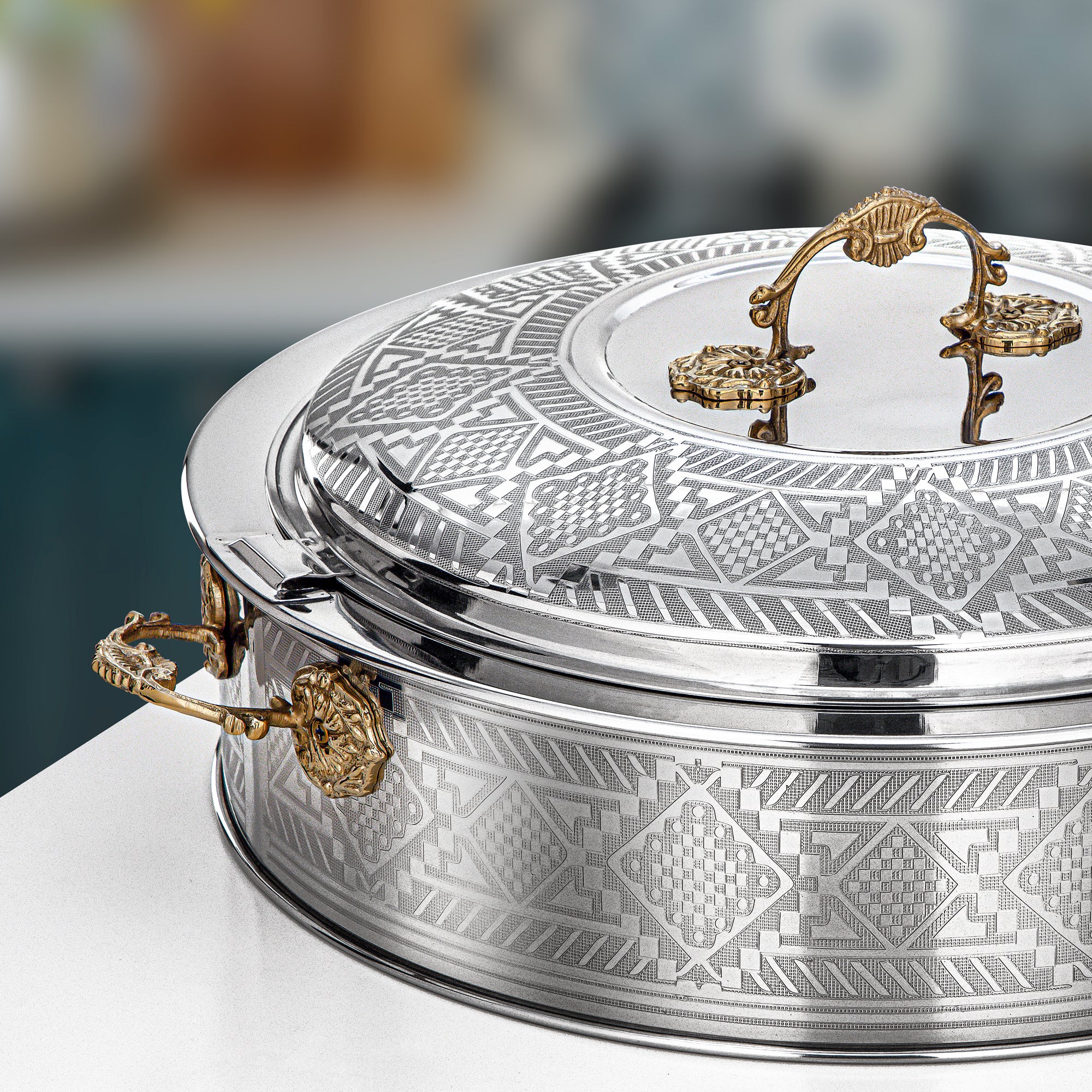 حرارات المرجان ٤٠ سم فضي وذهبي – مجموعة أريج