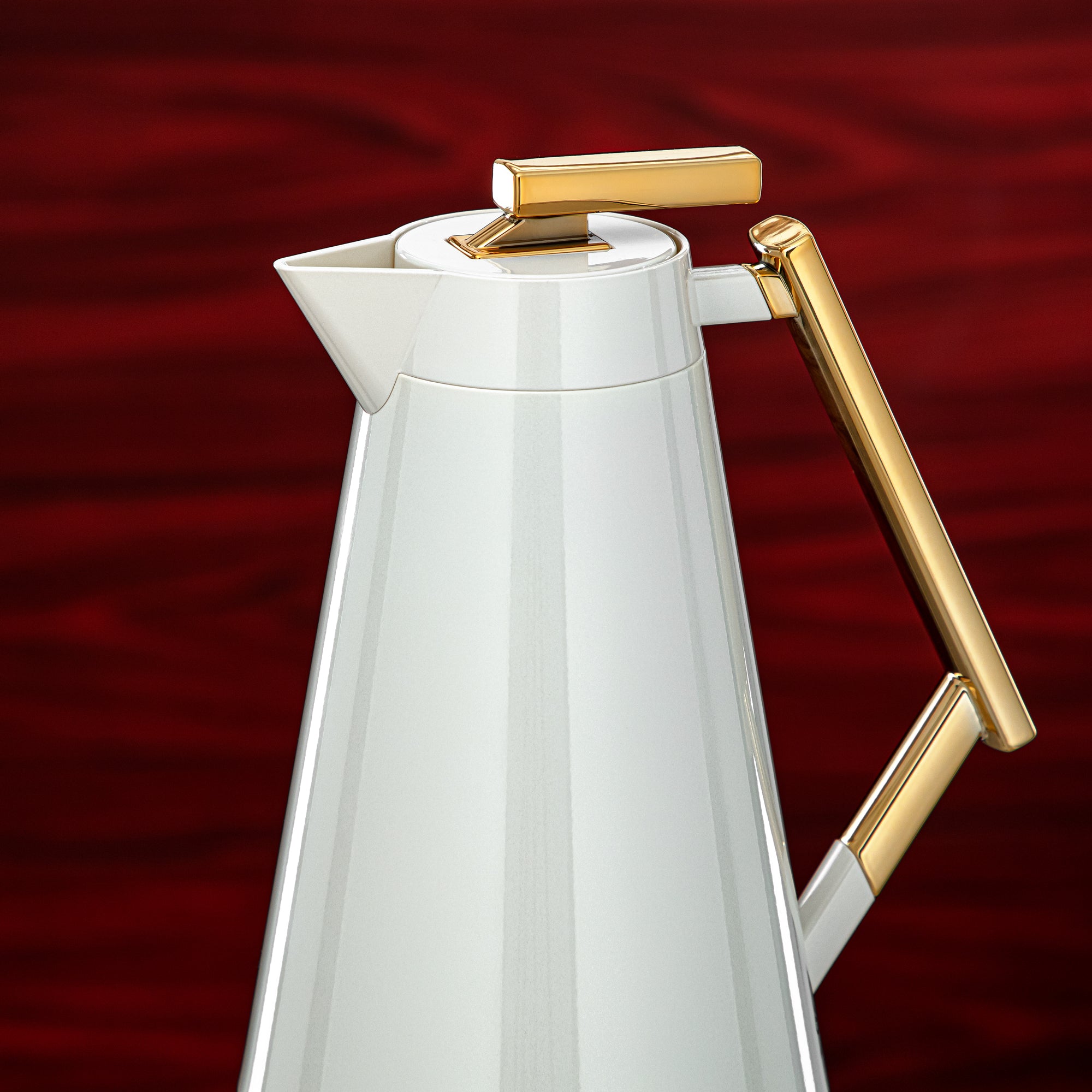 Almarjan Vacuum Flask Set 0.7L & 1L Pearl White & Gold