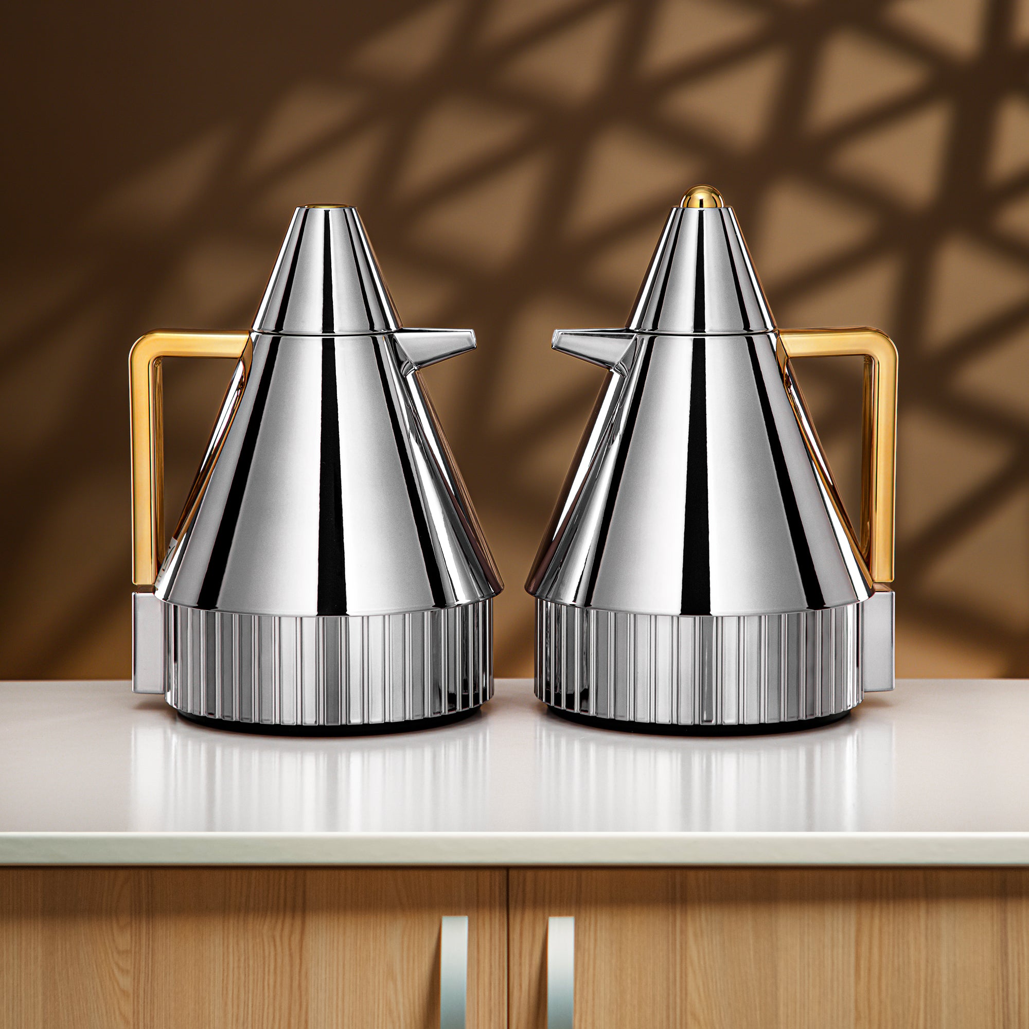 طقم ترامس المرجان ١ لتر + ١ لتر فضي وذهبي