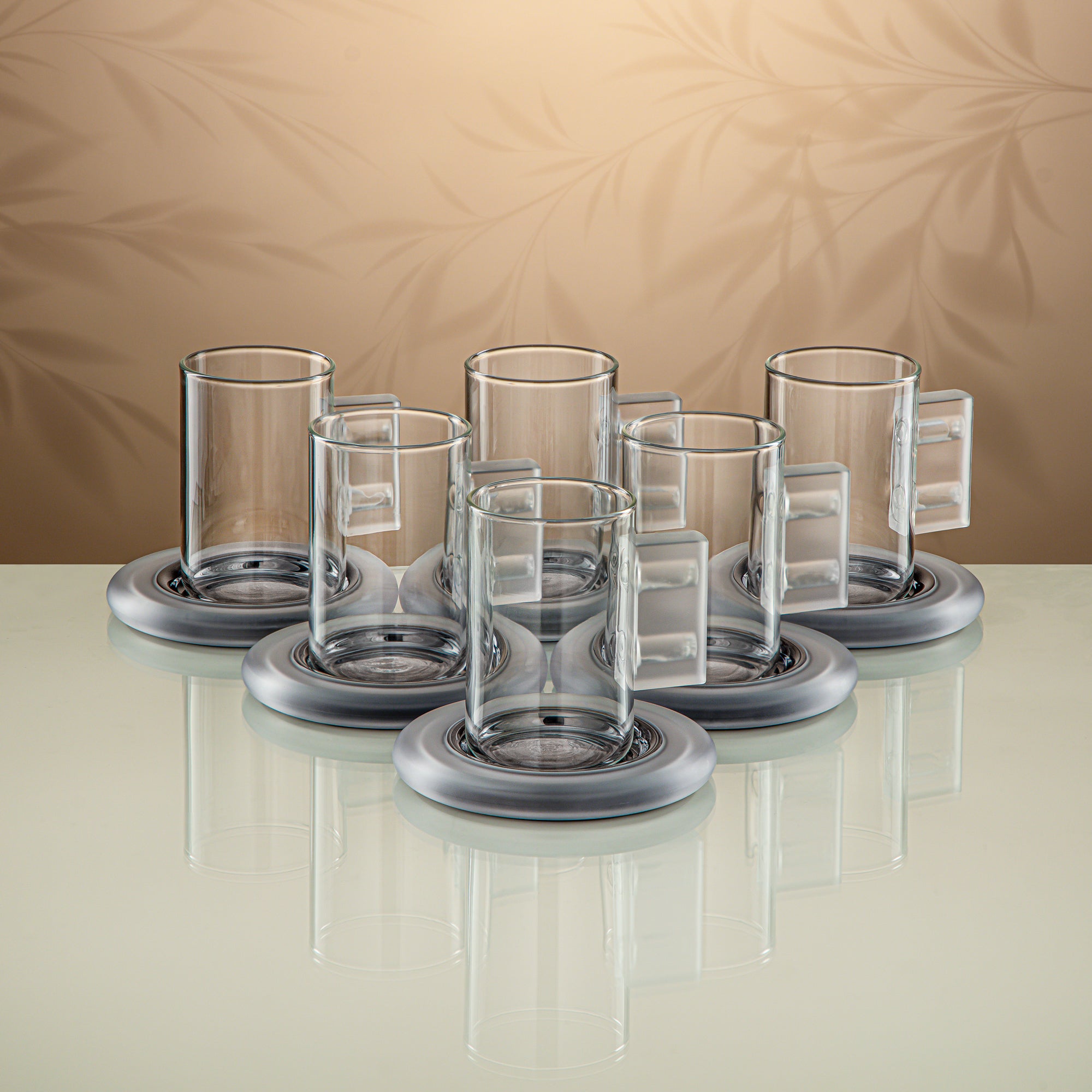 طقم شاي المرجان مكون من 18 قطعة شفاف مع لمسات ضبابية وسوداء داكنة