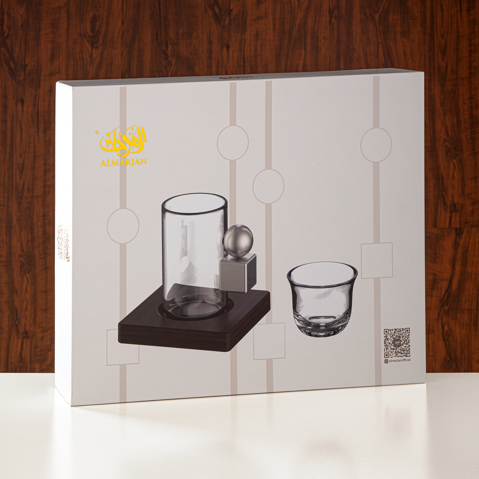 طقم شاي المرجان ١٨ قطعة بلمسة نيكل غير لامع وذهب غير لامع