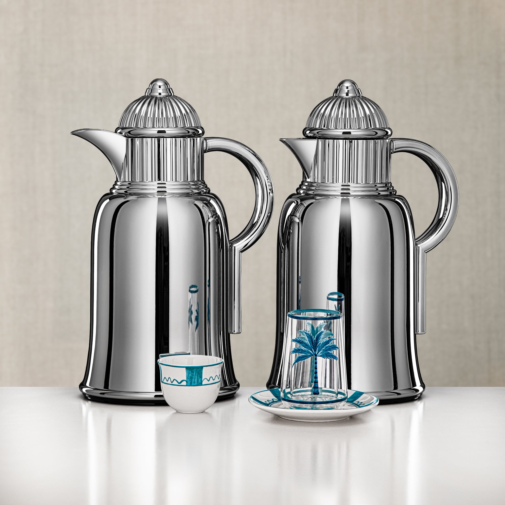 Almarjan Vacuum Flask & Tea Set 20 Pieces Silver Palm Design