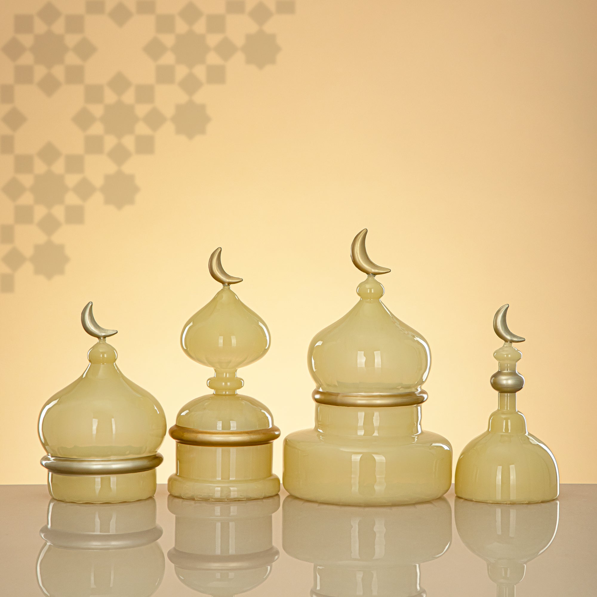 Almarjan Minaret Table Decoration 23cm x 15cm Ivory with Golden Lines & Crescent Moon – Noor Al Layali