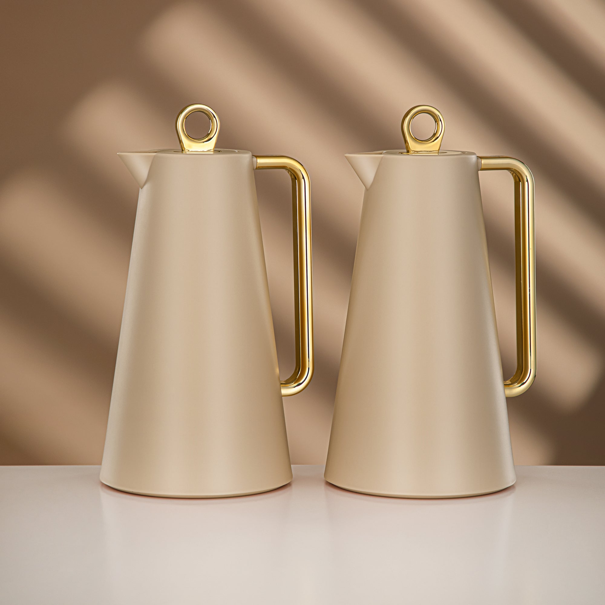 Almarjan Vacuum Flask Set Beige & Gold